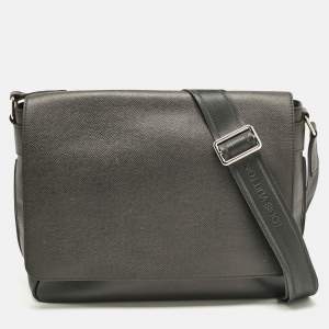 Louis Vuitton Black Taiga Leather Roman MM Bag