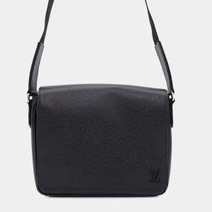 Louis Vuitton Black Taiga Leather District PM Shoulder Bag