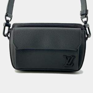Louis Vuitton Noir Leather Pilot Wearable Wallet 