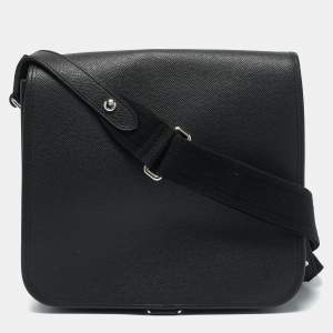 Louis Vuitton Black Taiga Leather Andrei Messenger Bag