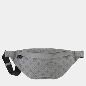 Pre Owned Louis Vuitton Discovery Bumbag Gray Monogram Shadow Size Pm