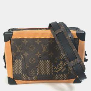Pre Owned Louis Vuitton Damier Giant Nigo Collaboration Soft Trunk Pochette Shoulder Bag In Canvas Brown