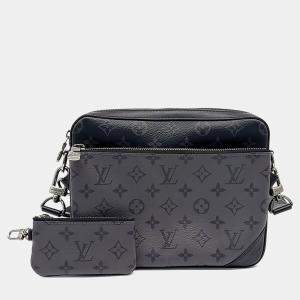 مملوكة مسبقًا Louis Vuitton Grey Leather and PVC Eclipse Trio Messenger