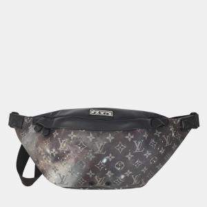Pre Owned Louis Vuitton Discovery Bumback Noir Monogram / Galaxy