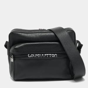 Pre Owned Louis Vuitton Outdoor Logo PM Black Taiga Leather Messenger Bag