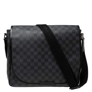 Louis Vuitton Damier Graphite Canvas Renzo Messenger Bag