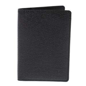 Pre Owned Louis Vuitton Black Taiga Leather Passport Holder
