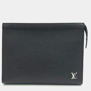 Louis Vuitton Taiga Pochette Voyage MM M30450 handbag
