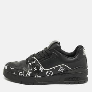 Pre Owned Louis Vuitton Black Monogram Leather LV Trainer Sneakers Size 40