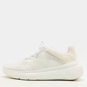 Pre Owned حذاء رياضي لويس فيتون شو أب قماش محبوك بشعار أحادي أبيض/كريمي مقاس 41.5