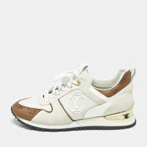 مملوكة مسبقًا Louis Vuitton Run Away Size 42 Tricolor Monogram Canvas and Suede Lace Up Sneakers