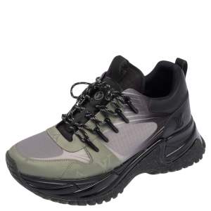 مملوكة مسبقًا حذاء رياضي لوي فيتون ران أواي بالس كانفاس وجلد أخضر/ أسود مقاس 41