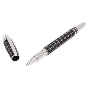 قلم فاين لاينر مون بلان ستار ووكر مطاط فضي اللون أسود