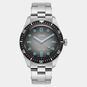 Oris Grey Stainless Steel Divers Sixty-Five 01 733 7707 4053-07 8 20 18 Automatic Men's Wristwatch 40 mm