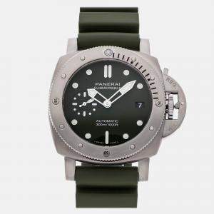 Pre Owned Panerai Luminor Submersible PAM01055 Automatic Green Stainless Steel Men’s Wristwatch 42 mm