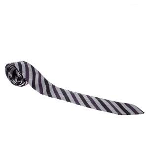 ربطة عنق هوليداي & براون فور برادا حرير جاكارد بخطوط مائلة بنفسجي