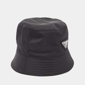 قبعة برادا باكيت ري نايلون سوداء متوسطة - ميديوم