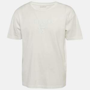 مملوكة مسبقًا تي شيرت برادا قطني أبيض بتفاصيل الشعار مقاس كبير