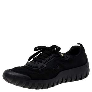 مملوكة مسبقًا حذاء رياضي برادا سبورت جلد وشبك أسود عنق منخفض مقاس 42 