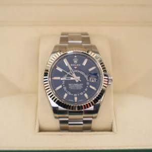 Rolex Blue Sky-Dweller Blue Sky Oyster Automatic  Men's Watch 42 mm