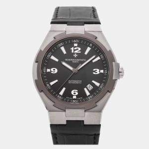Pre-Owned Vacheron Constantin Overseas 47040/000W-9500 42 mm