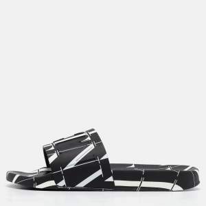 Valentino Black/White Rubber VLTN Pool Slides Size 42