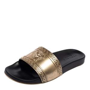 حذاء سلايدز فيرساتشي فلات ميدوسا مطاط ذهبي مقاس 41.5