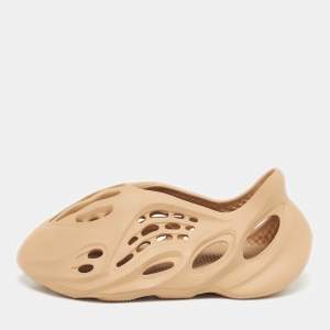 Pre Owned Yeezy x Adidas Foam RNR Ochre Size 42 Brown Rubber Slip On Sneakers