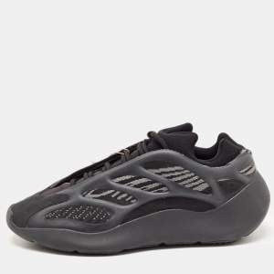 Pre Owned Yeezy x Adidas Black/Grey Knit Fabric, Mesh and Rubber Boost 700 V3 Dark Glow Sneakers Size 43 1/3