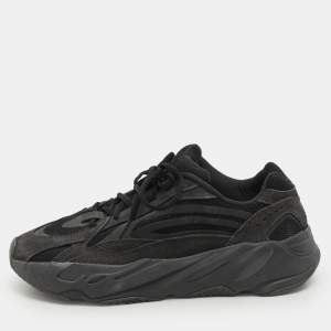 Yeezy x Adidas Black/Grey Suede And Canvas Boost 700 V2 Vanta Sneakers Size 42 2/3