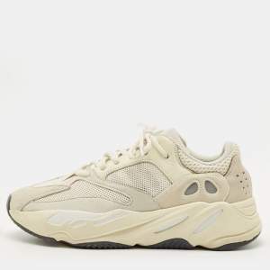 Pre Owned Yeezy x Adidas Cream Fabric and Suede Yeezy Boost 700 Lace Up Sneakers Size 40