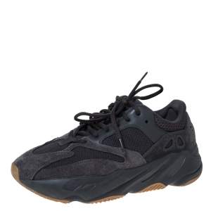 Pre Owned Yeezy x Adidas Dark Grey Suede And Mesh Yeezy 700 Utility Black Sneakers Size 40.5
