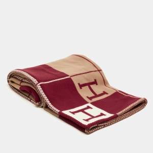 Pre Owned Hermes Écru /Rouge Merino Wool Avalon III Throw Blanket