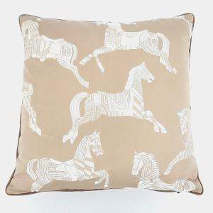 مملوكة مسبقًا Hermes Beige Cotton, Leather Cushion