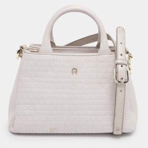 Pre Owned Aigner Off-White Leather Olivia Tote