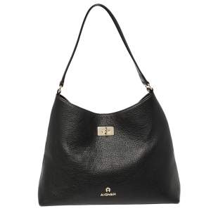 Pre Owned Aigner Black Leather Shoulder Bag