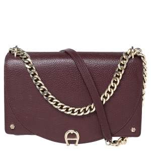 Pre Owned Aigner Black/Burgundy Grained Leather Diadora Chain Shoulder Bag