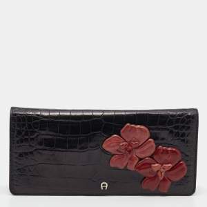 Pre Owned Aigner Black Croc Embossed Leather Floral Applique Flap Clutch