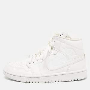 Air Jordans White Leather Air Jordan 1 High Top Sneakers Size 36.5