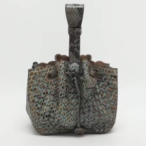 مملوكة مسبقًا Alaia Rose Marie Small Grey/Light Blue Python Bucket Bag