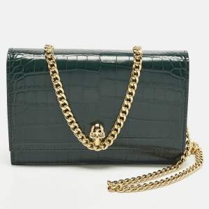 مملوكة مسبقًا Alexander McQueen Skull Green Croc Embossed Leather Chain Clutch
