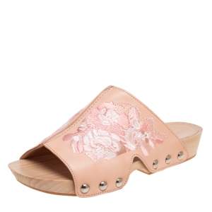 Alexander McQueen Peach Leather Embroidered Wooden Clogs Size 37.5