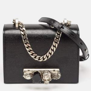 Alexander McQueen Black Lizard Embossed Leather Knuckle Flap Shoulder Bag