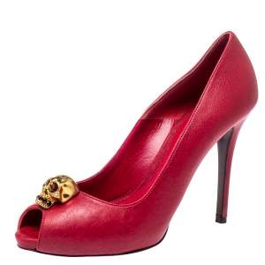 Pre Owned Alexander McQueen Red Leather Skull Pumps Size 37