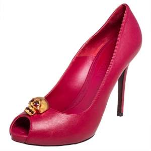 Pre Owned Alexander McQueen Red Leather Crystal Embellished Skull Detail Peep Toe Platform Pumps Size 39
