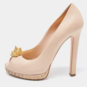 Pre Owned Alexander McQueen Beige Leather Skull Embellished Peep Toe Platform Pumps Size 39