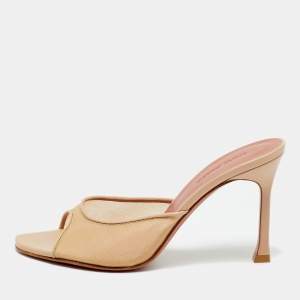 مملوكة مسبقًا Amina Muaddi Alexa Size 35.5 Beige Leather and Net Slide Sandals