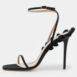 مملوكة مسبقًا Andrea Wazen Rouches Size 39 Black Satin Ankle Strap Sandals