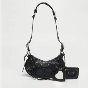 Pre Owned حقيبة كتف بالنسياغا جلد أسود لي كاغول صغير جدًا