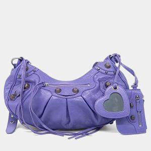 مملوكة مسبقًا حقيبة لو كارجو جلد أرجواني صغيرة بالنسياغا